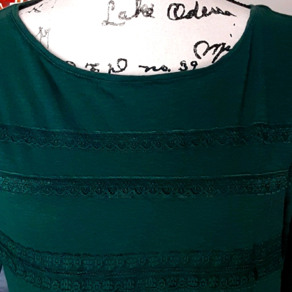 Loft lace tshirt